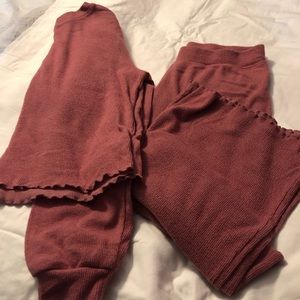 B B Dakota  2-Piece Ribbed Lounge Set Color Mauve Wore 2 Times EUC